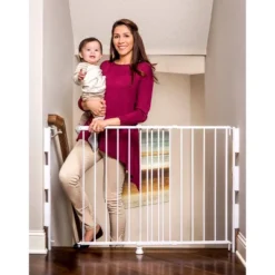 Regalo Top Of Stairs Metal Baby Gate -Baby Products GUEST 090d1c2c 2a46 4854 b8e3 bb4406d4163d