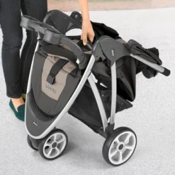 Chicco Viaro Travel System - Black -Baby Products GUEST 12271f3d 0c49 4760 97e3 479a9cfb1f55 1