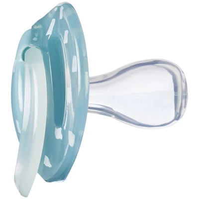 Tommee Tippee Night Pacifier 0-6m - White And Gray - 6pk 2 Tommee Tippee Night Pacifier 0-6m - White And Gray - 6pk - Image 2