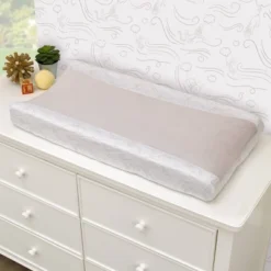 Disney Winnie The Pooh Blustery Day Changing Pad Cover - Gray