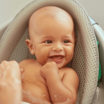 Aveeno Baby Gentle Wash & Shampoo With Natural Oat Extract For Sensitive Hair & Skin - Lightly Scented - 33 Fl Oz 2 Aveeno Baby Gentle Wash & Shampoo With Natural Oat Extract For Sensitive Hair & Skin - Lightly Scented - 33 Fl Oz - Image 2