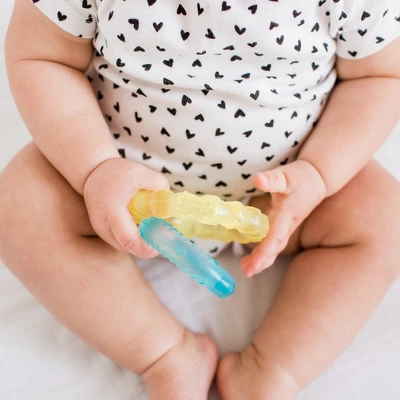 Green Sprouts Cool Nature Teether (4 Pack) & Fruit Cooling Teether (3 Pack) 5 Green Sprouts Cool Nature Teether (4 Pack) & Fruit Cooling Teether (3 Pack) - Image 5