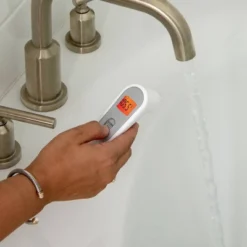 Advantus Non-Contact Infrared Thermometer -Baby Products GUEST 745027cb af94 41a5 862d 4092680e77c0