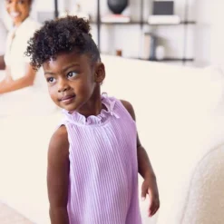 PROUDLY COMPANY Defining Detangler - 6 Fl Oz -Baby Products GUEST 79315de7 77e6 4b0d a900 016a0bebb2e2