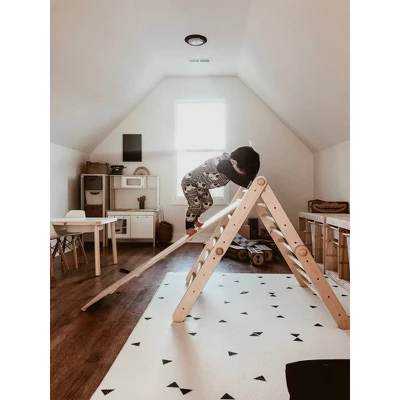 LITTLE Bot Ofie Playmat - Zen Line + Triangle 3 LITTLE Bot Ofie Playmat - Zen Line + Triangle - Image 3