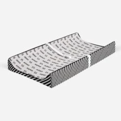 Bacati - Love Black/White Kisses N Hugs Changing Pad Cover